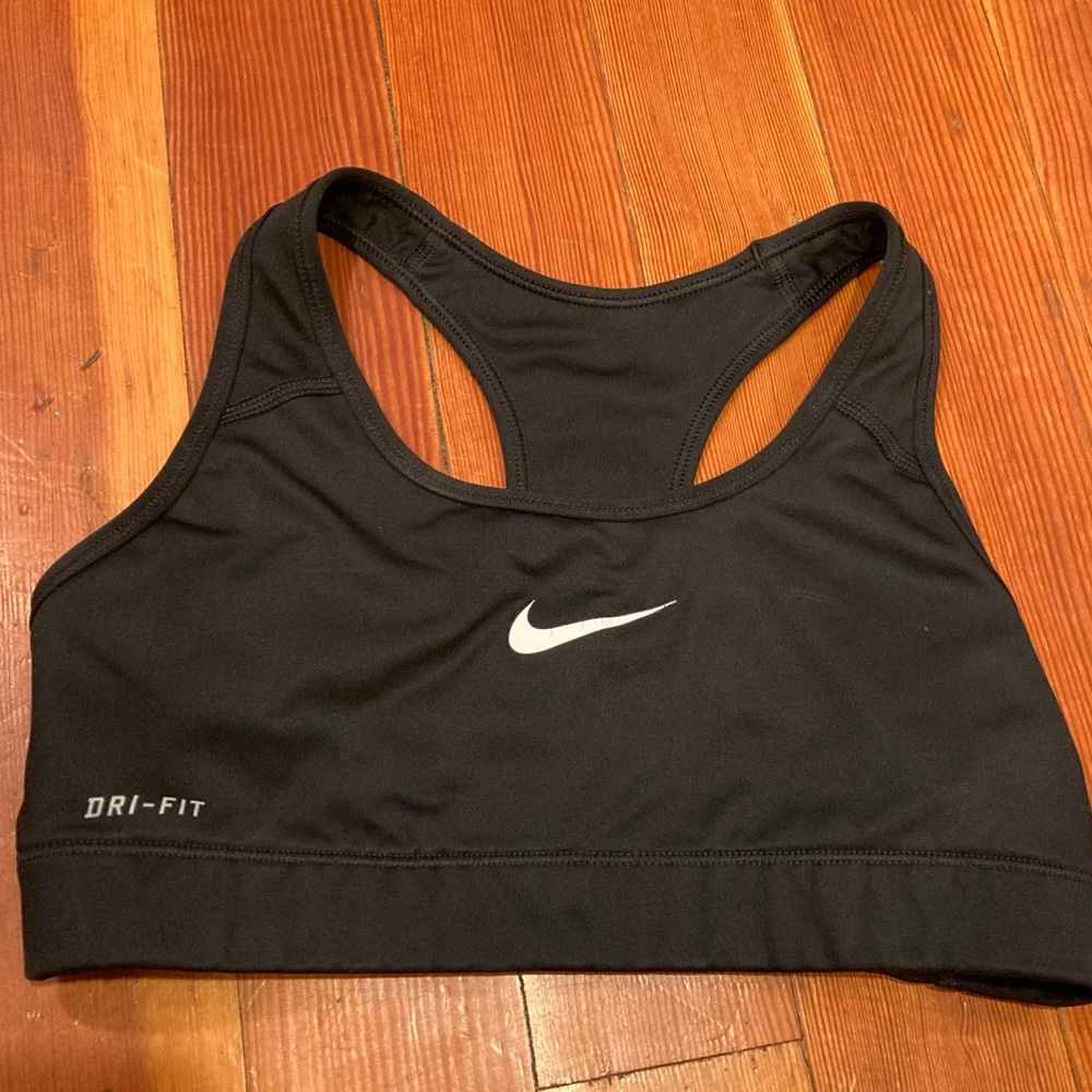 Black Nike sports bra
